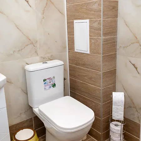 Apartman Modern Flat With Parking Spot - St Constantine & Helena By Flat Manаger *