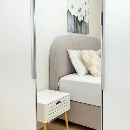 Modern Flat With Parking Spot - St Constantine & Helena By Flat Manаger